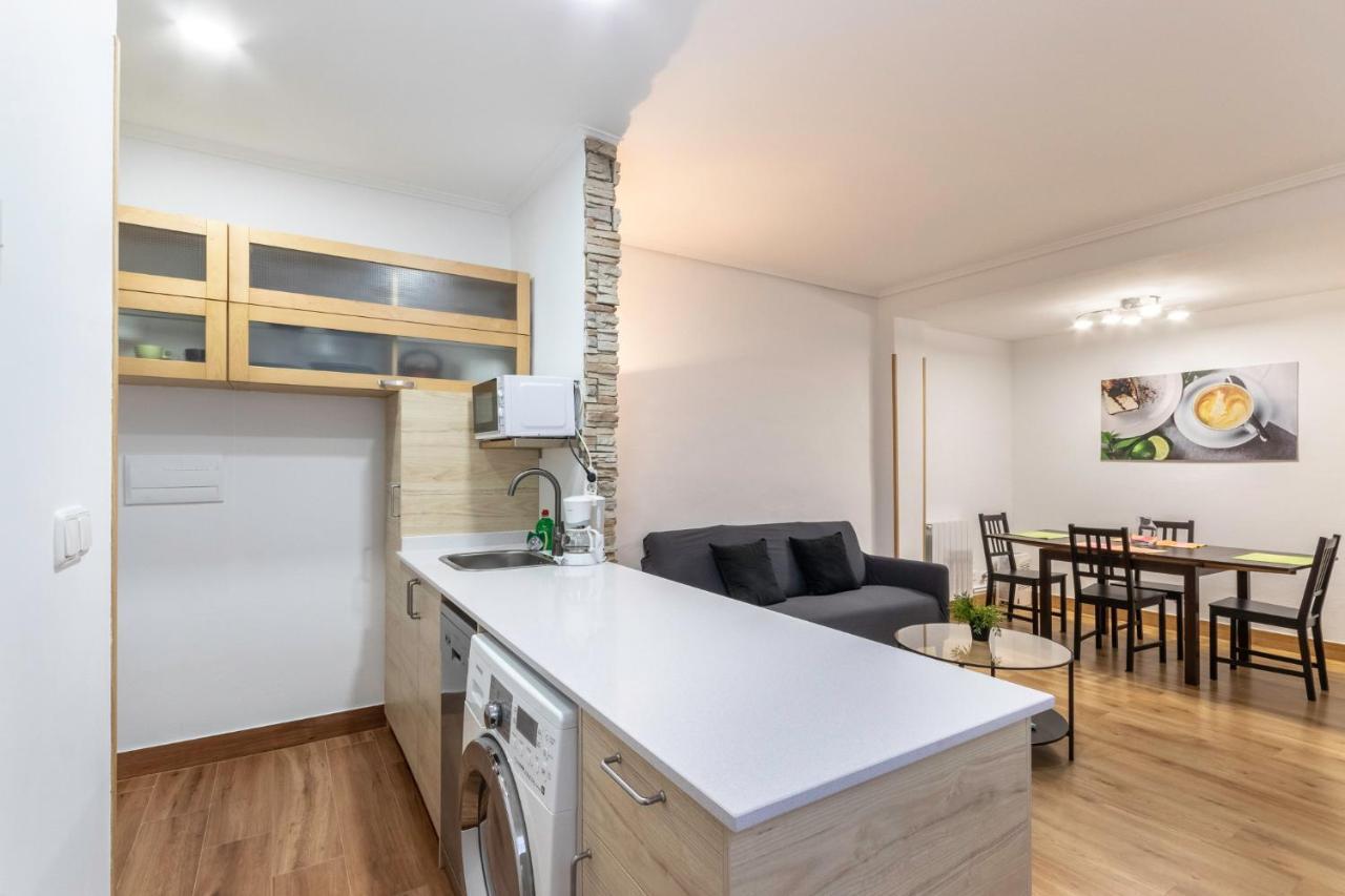 Apartamento Junto Al Guggenheim Con Parking Gratuito Bilbao Eksteriør bilde
