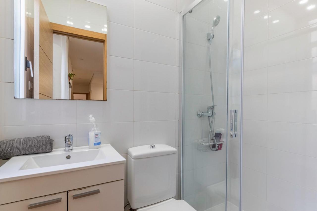 Apartamento Junto Al Guggenheim Con Parking Gratuito Bilbao Eksteriør bilde