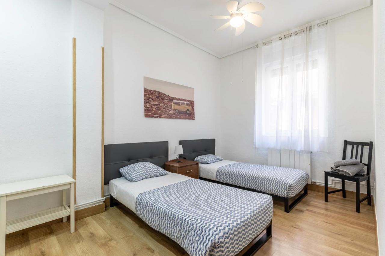 Apartamento Junto Al Guggenheim Con Parking Gratuito Bilbao Eksteriør bilde