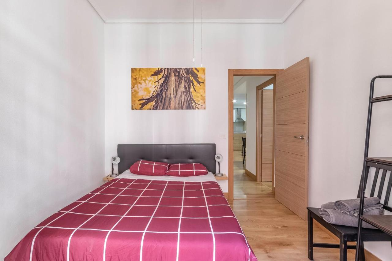 Apartamento Junto Al Guggenheim Con Parking Gratuito Bilbao Eksteriør bilde
